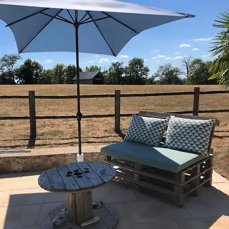 Hébergement de vacances With Swimming Pool Le Moulinas *