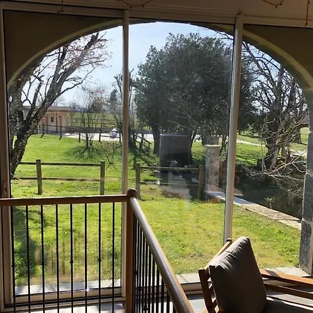 With Swimming Pool Le Moulinas Hébergement de vacances