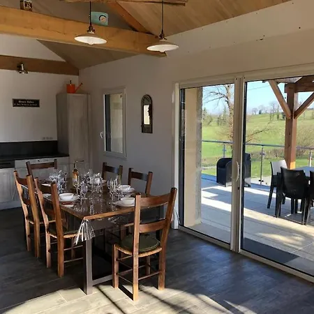 With Swimming Pool Le Moulinas