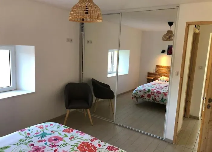 With Swimming Pool Le Moulinas Saint-Salvadou