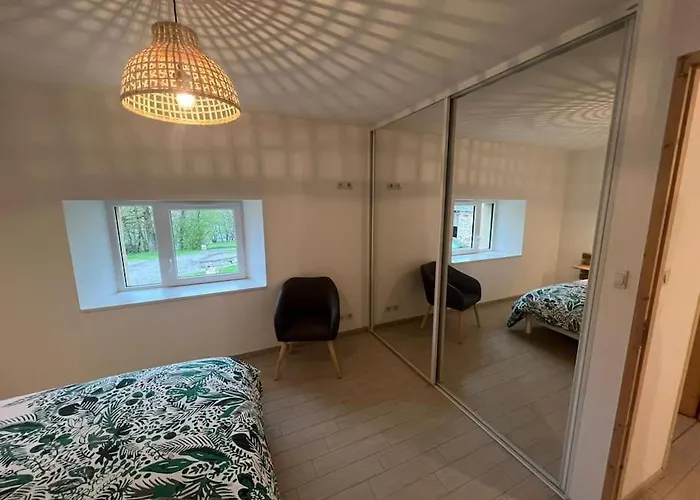 With Swimming Pool Le Moulinas Saint-Salvadou